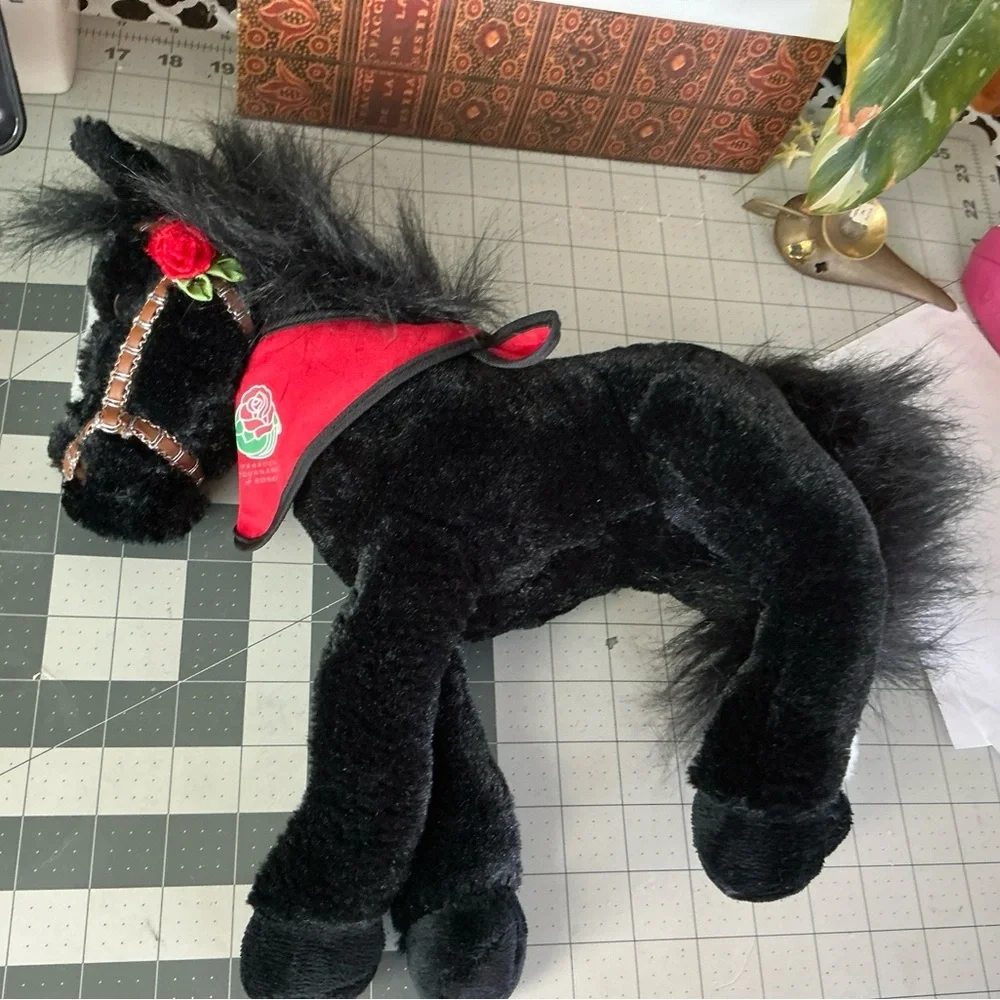 VGU-17”2003 Wells Fargo Bank Legendary  Black Toy Horse StuffedAnimal TOYS R US - Picture 3 of 9